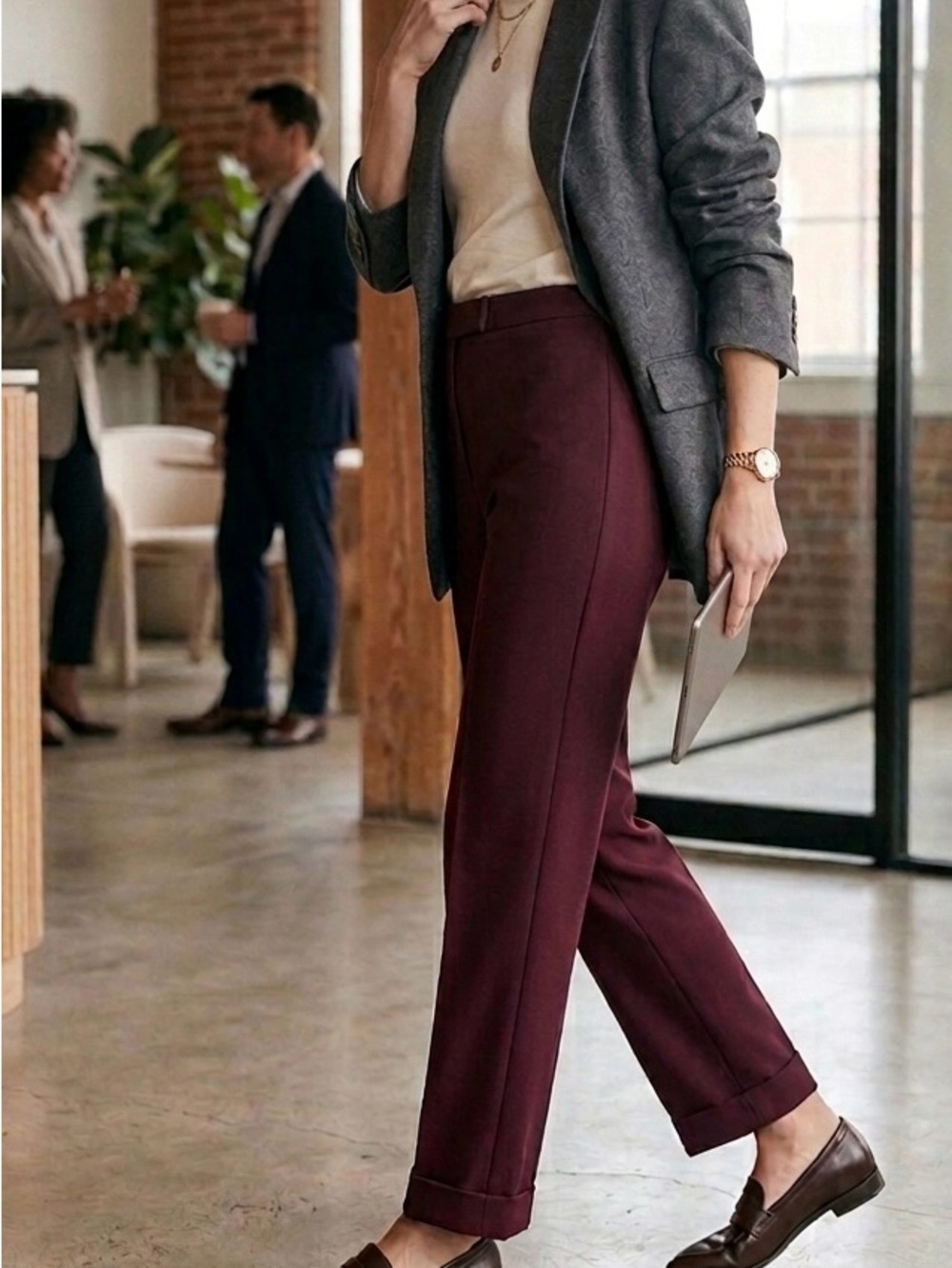 EMOTIONS Burgundy Tailored Trousers Cuffed Wool Blend Portugal Smooth Size 6 /38